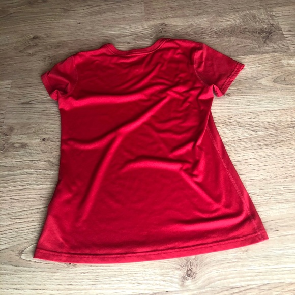 👟 Wmns Nike Dri-Fit T-Shirt, Red, Sz S - Picture 2 of 4